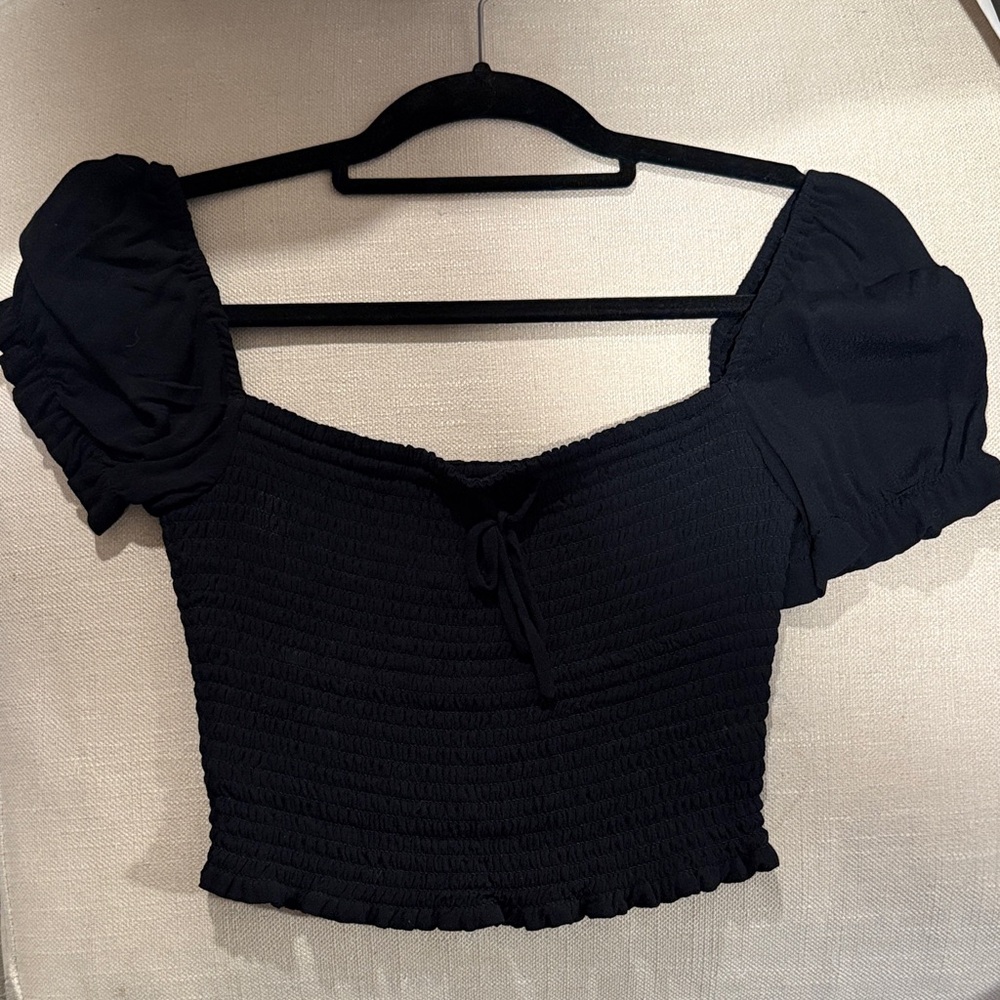 Wilfred Black Puff Sleeve Crop Top